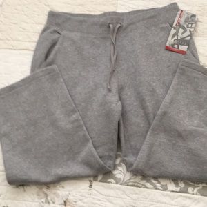 Women's Gray Capri Length Fleece Sweatpants
